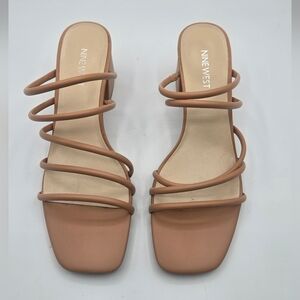 NINE WEST Strappy Block Heel Nude Sandle Sz 9.5
